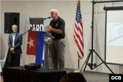 El congresista Carlos Giménez intervino en la conferencia "Salvar a Cuba".
